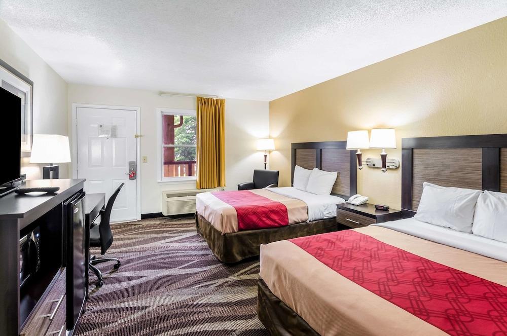 Econo Lodge Glade Springs I-81 Ngoại thất bức ảnh