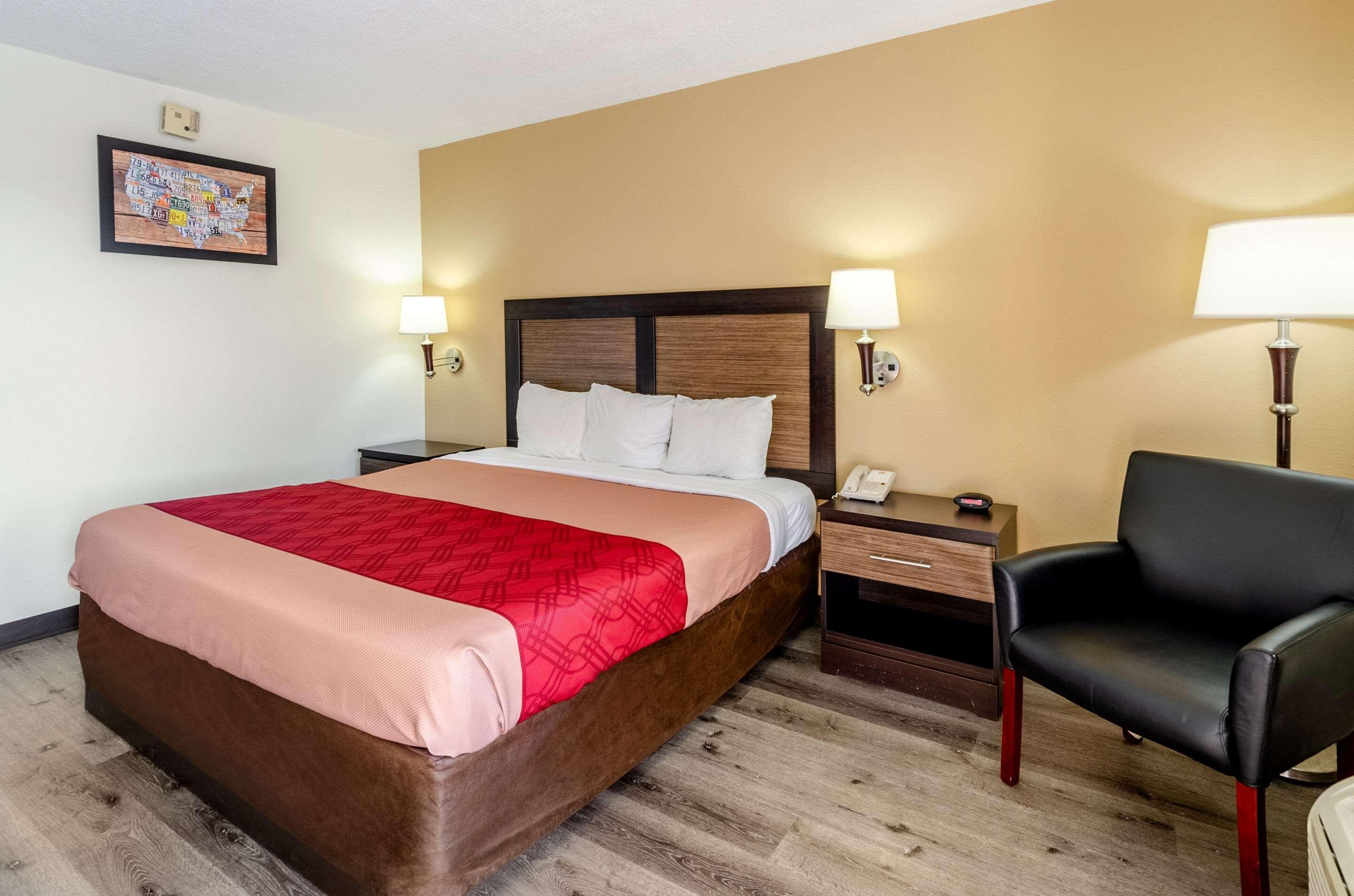 Econo Lodge Glade Springs I-81 Ngoại thất bức ảnh