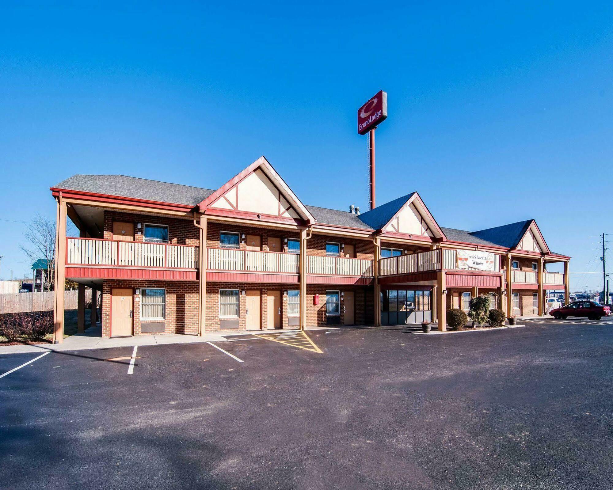 Econo Lodge Glade Springs I-81 Ngoại thất bức ảnh